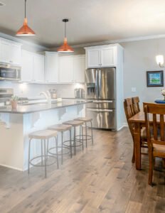 Lámpara Colgante Moderna Dorada con Detalles en Madera | Cable Ajustable 1.2 m | Base E27 | 61030 - Imagen 4